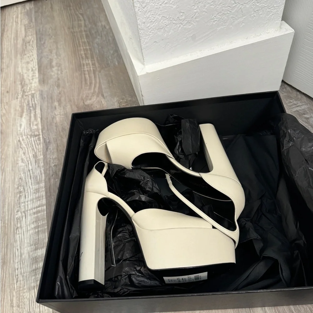 Saint Laurent Jodie Platform Sandals In Smooth Leather